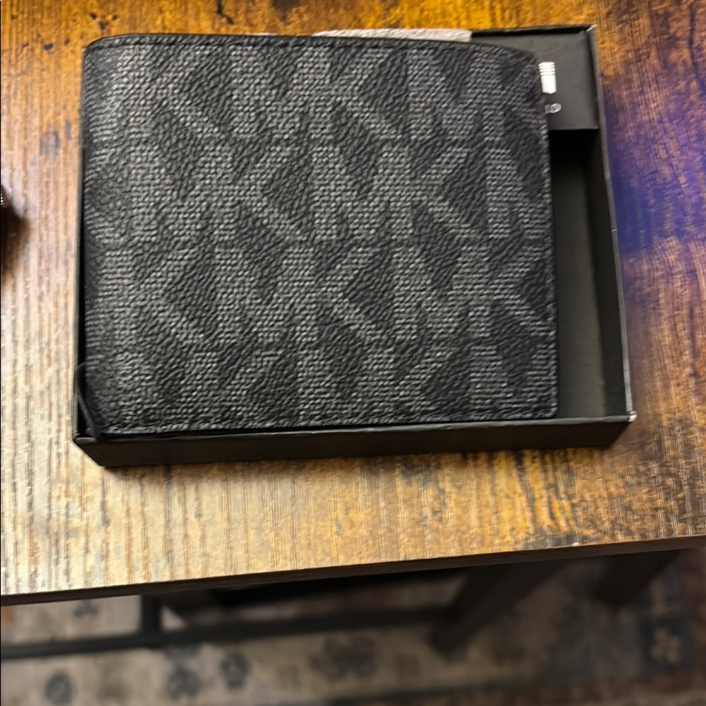 Black Textured Key Card Holder Michael Kors